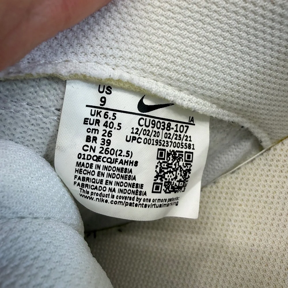 Nike Court Royale 2 Sneakers Womens Size 9 White Yellow Good Low‎ Top Leather